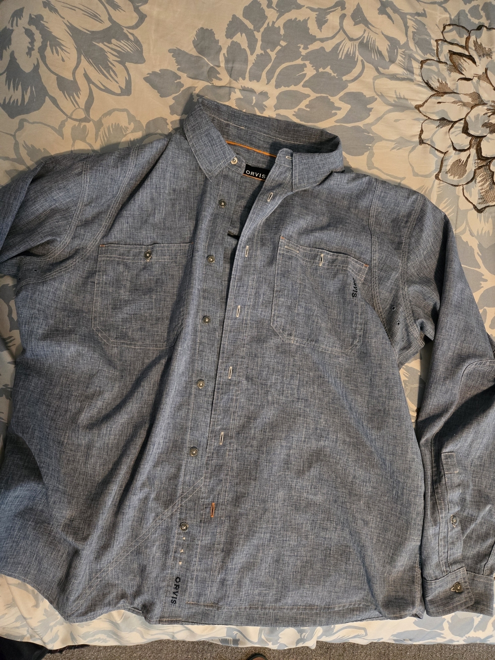 Orvis Men's Light Blue Heathered Chambray Button-Down Shirt
